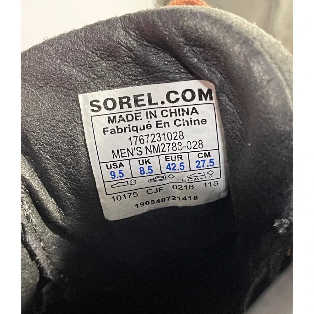 Sorel Mens Size 9.5 Caribou Mod Chukka Boot Waterproof Suede & Nylon Grey